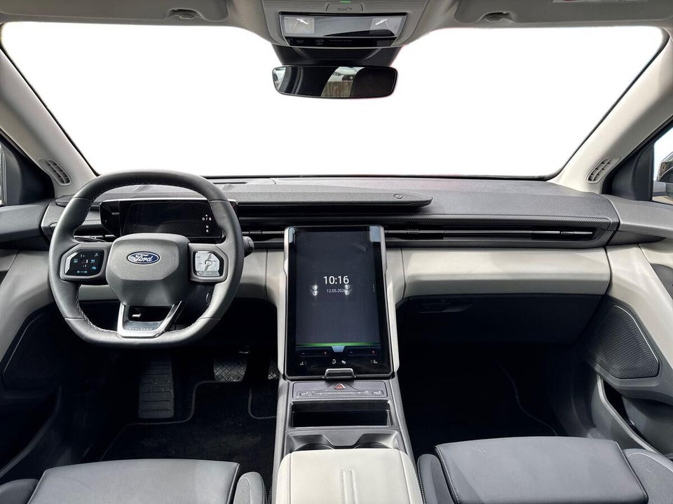 Ford Explorer 77 Premium Extended Range 5d