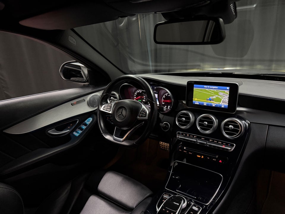 Mercedes C180 1,6 AMG Line aut. 4d