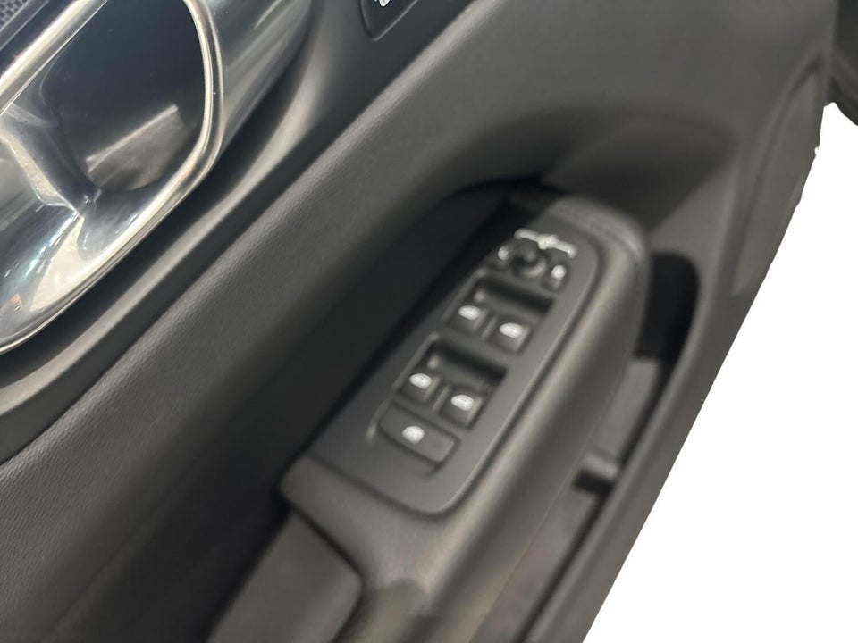 Volvo XC60 2,0 T6 ReCharge Inscription aut. AWD 5d