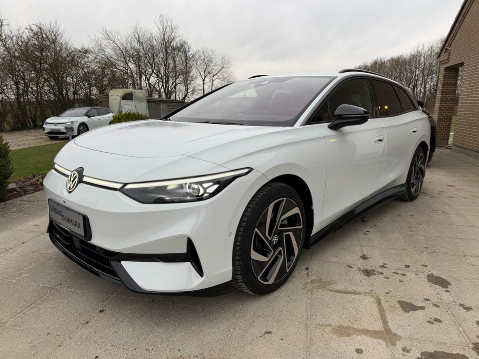 VW ID.7 77 Style Tourer 5d