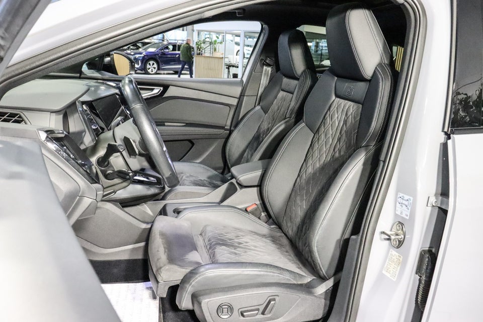 Audi Q4 e-tron 50 S-line Sportback quattro 5d