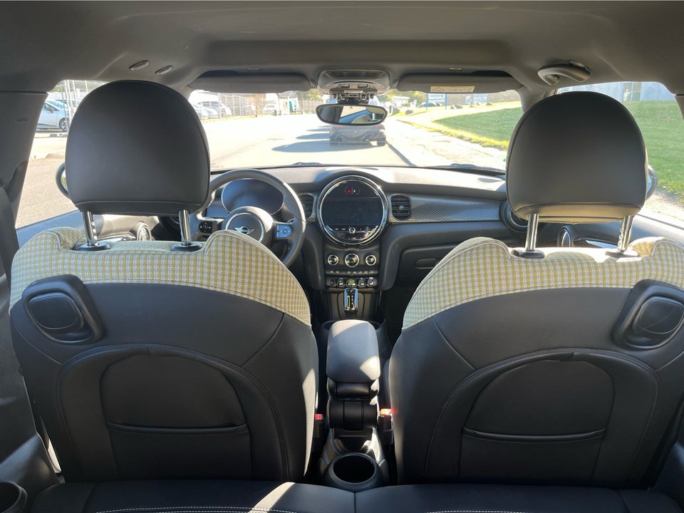 MINI Cooper SE Resolute Edition 3d