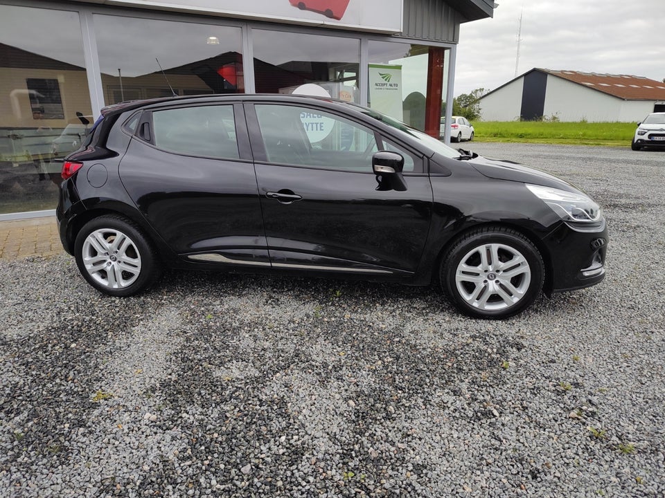 Renault Clio IV 0,9 TCe 90 Zen 5d