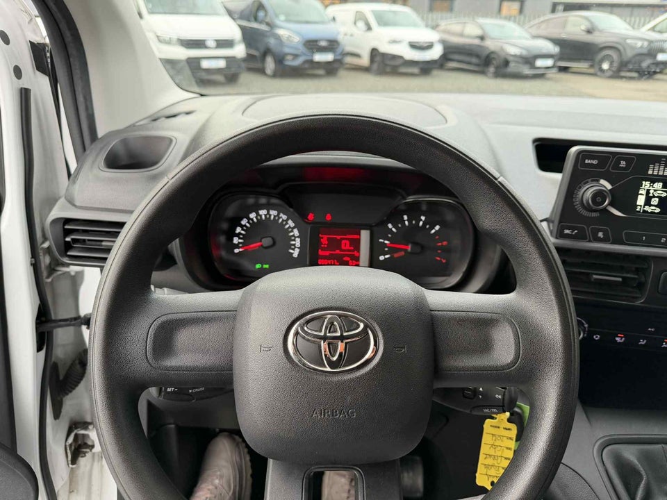 Toyota ProAce City 1,5 D 102 Long Comfort 6d
