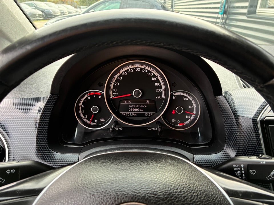 VW Up! 1,0 MPi 60 Move Up! BMT 5d
