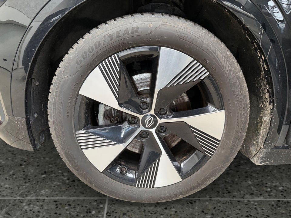 Renault Megane E-Tech 40 Equilibre 5d