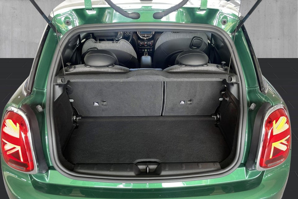 MINI Cooper SE Greenwich 3d