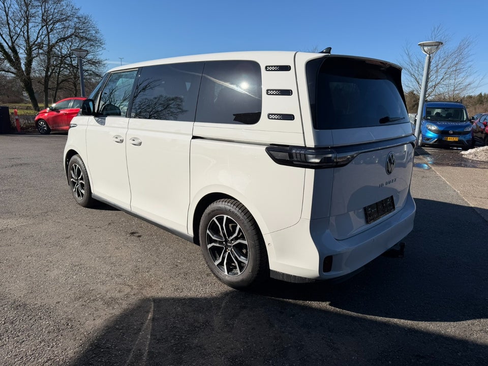 VW ID.Buzz 79 Pro SWB 5d