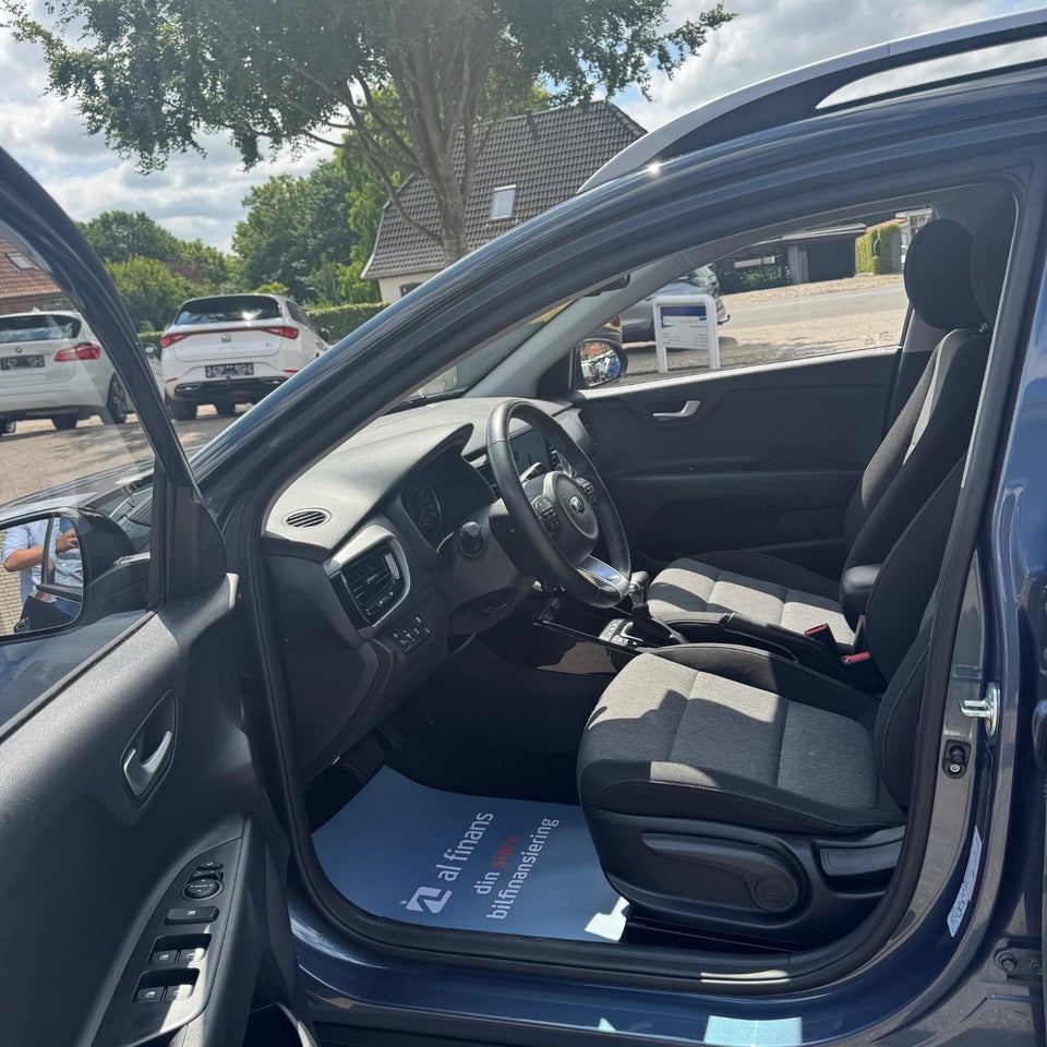 Kia Stonic 1,0 T-GDi mHEV Prestige DCT 5d