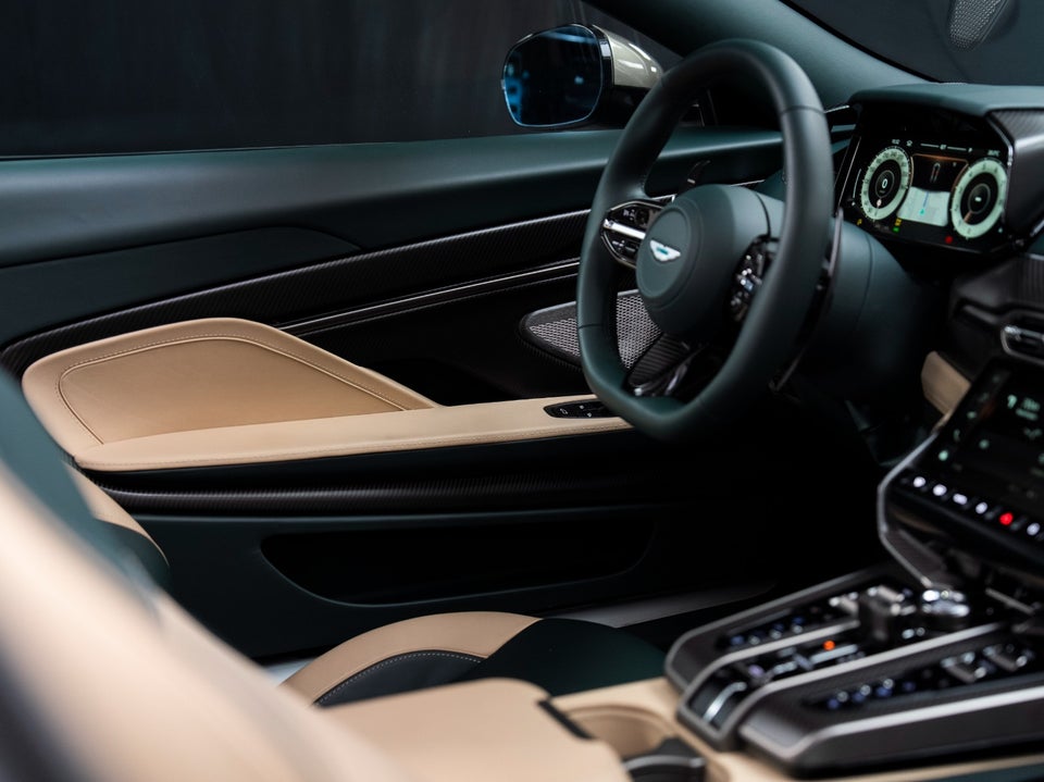 Aston Martin Vanquish 5,2 V12 Volante aut. 2d