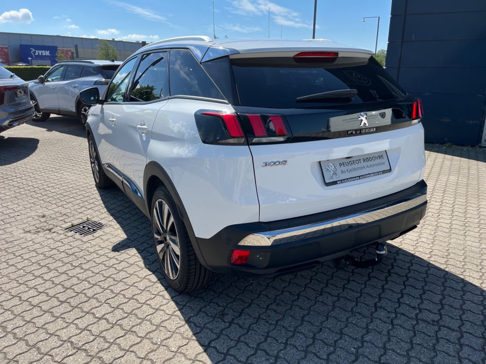 Peugeot 3008 1,2 PureTech 130 Allure EAT8 5d