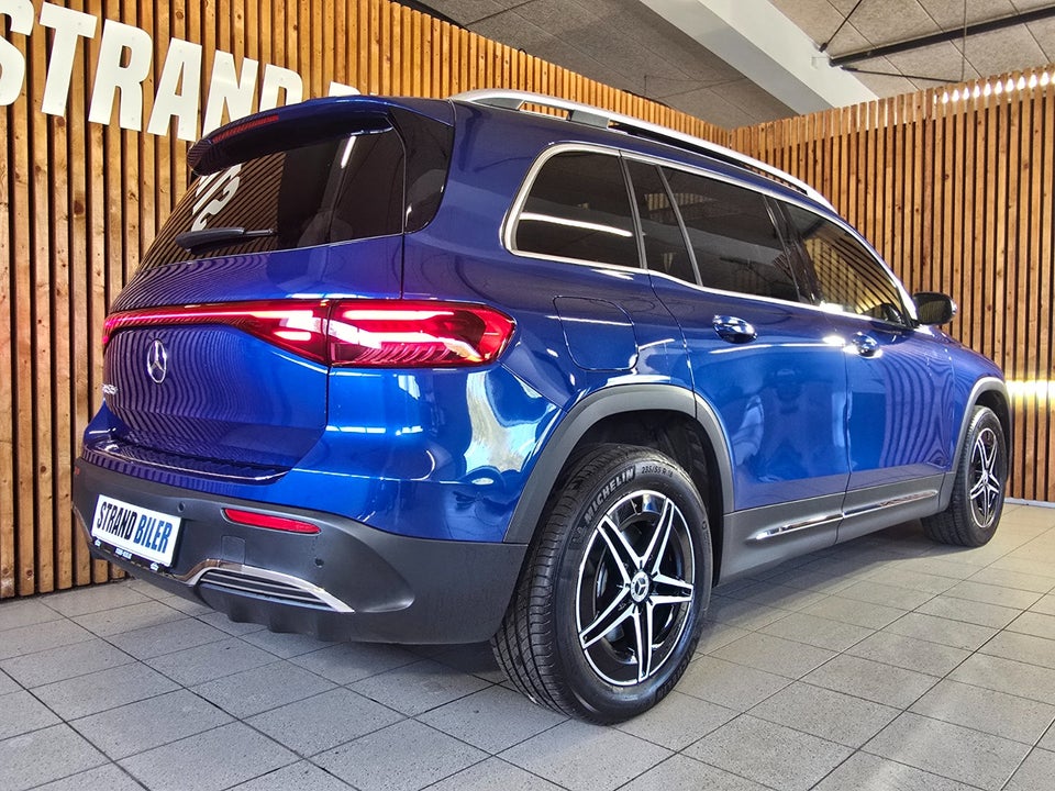 Mercedes EQB250+ AMG Line 7prs 5d