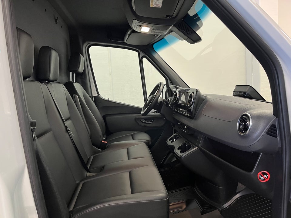 Mercedes Sprinter 317 2,0 CDi A2 Kassevogn aut. RWD