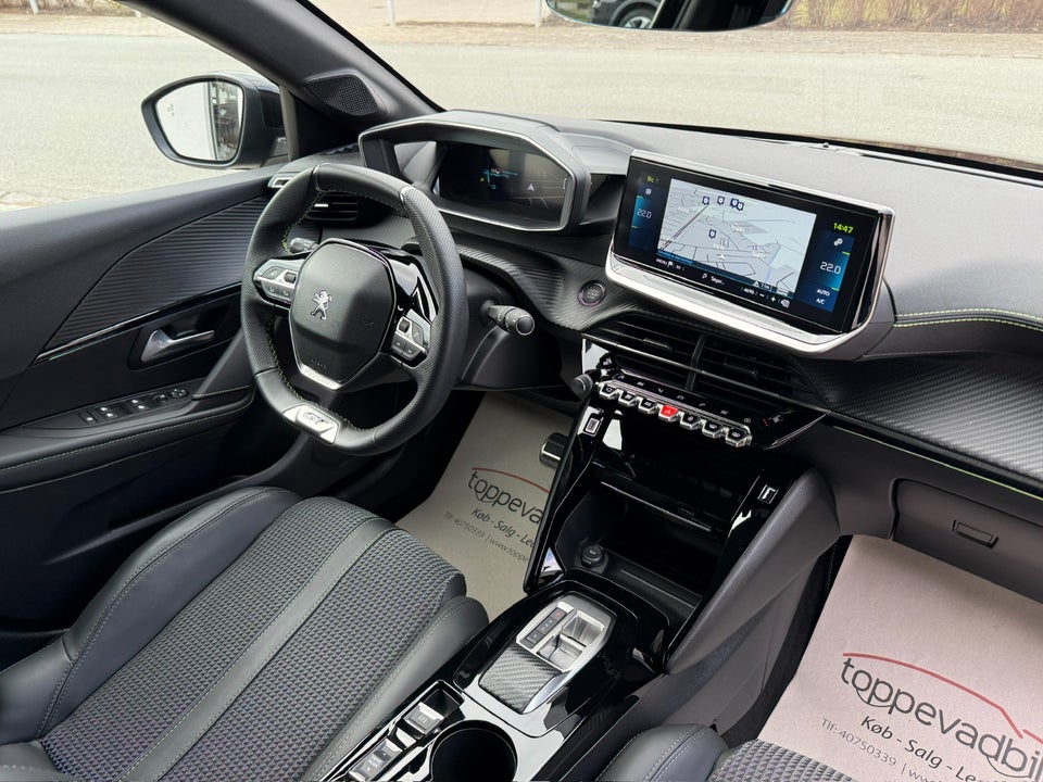 Peugeot e-208 50 GT 5d