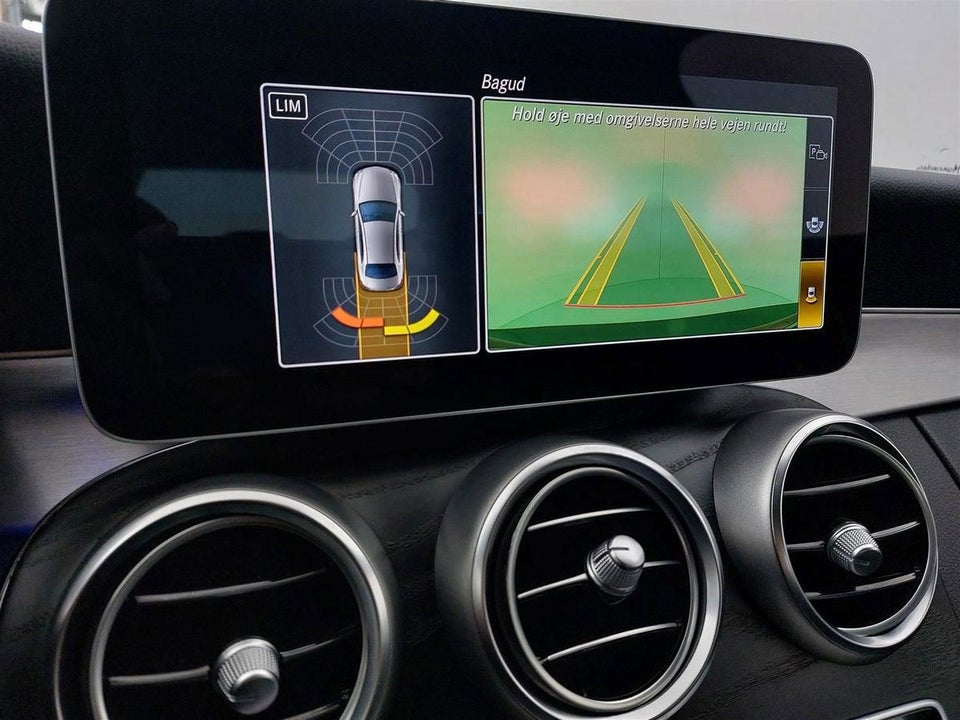 Mercedes C300 de 2,0 AMG Line Night Edition stc. aut. 5d