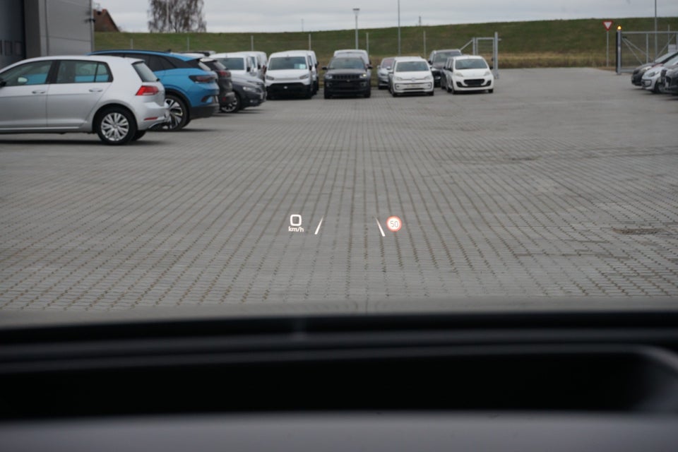 Audi Q4 e-tron 40 Advanced 5d