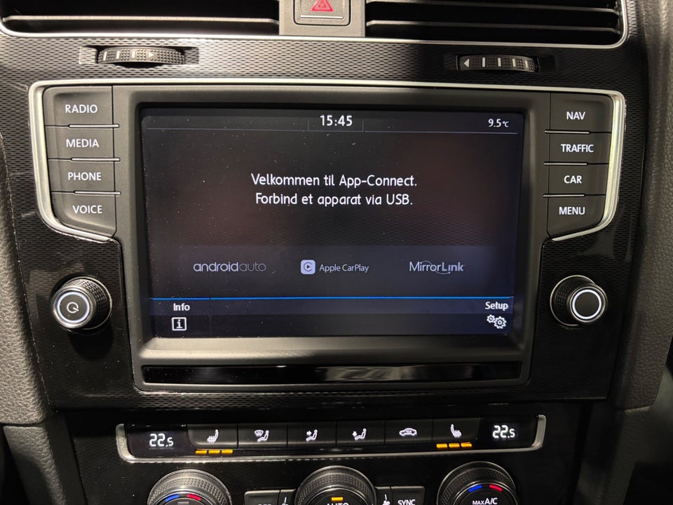 VW Golf VII 1,4 GTE Highline DSG 5d