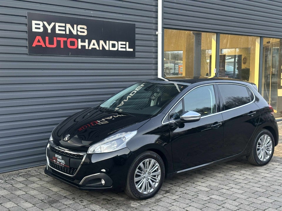 Peugeot 208 1,6 BlueHDi 100 Allure Sky 5d