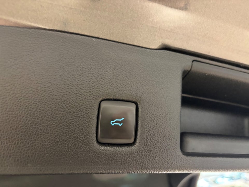 Ford Kuga 2,5 PHEV ST-Line X CVT 5d