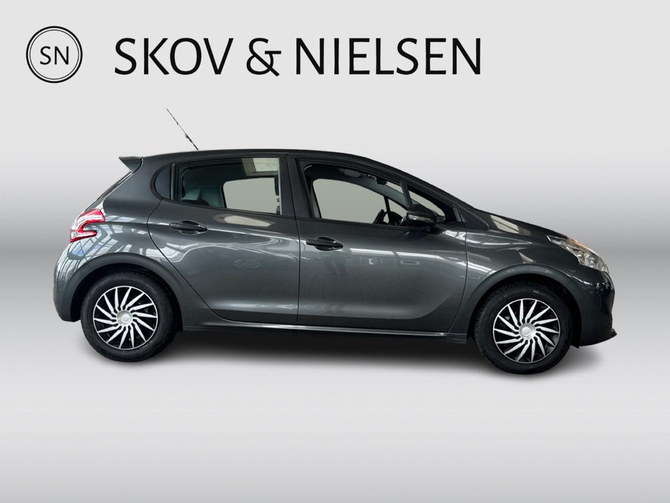 Peugeot 208 1,0 VTi Active 5d