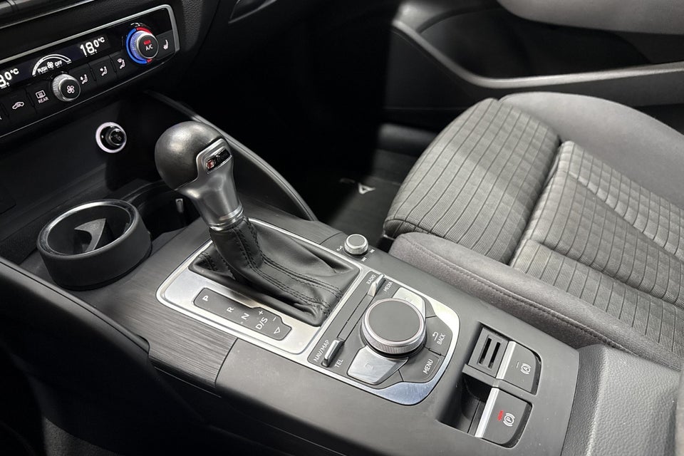 Audi A3 35 TFSi Sport Sportback S-tr. 5d