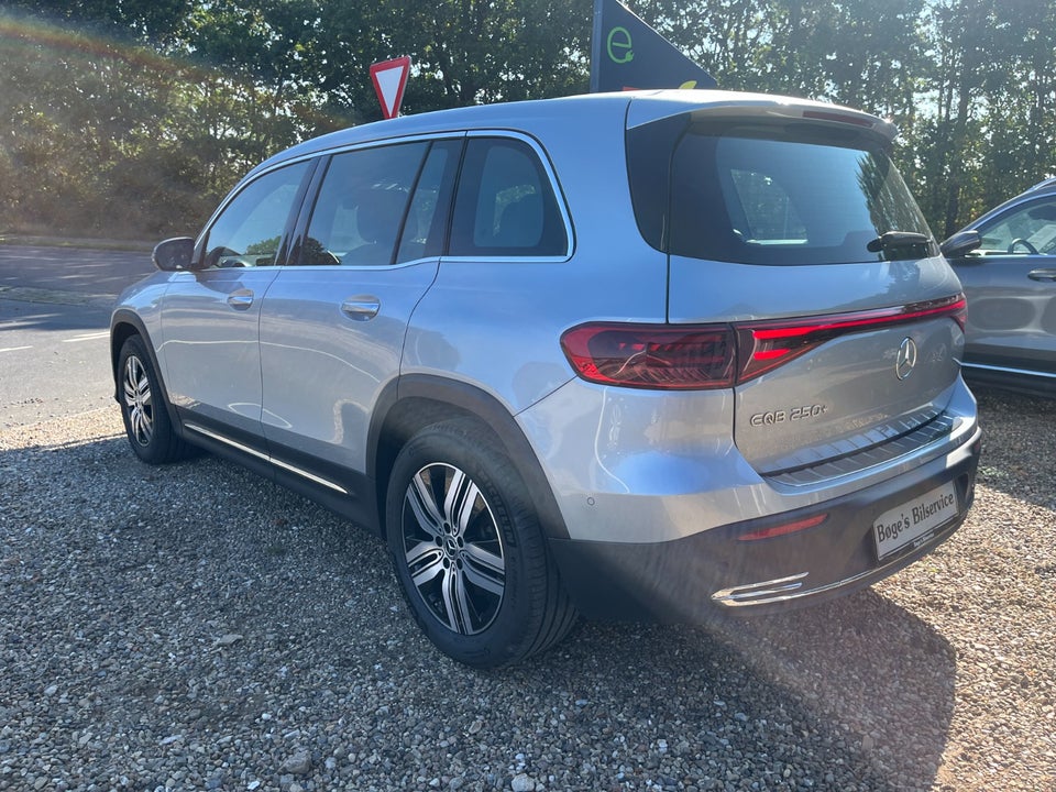 Mercedes EQB250+ Progressive Advance Plus 5d