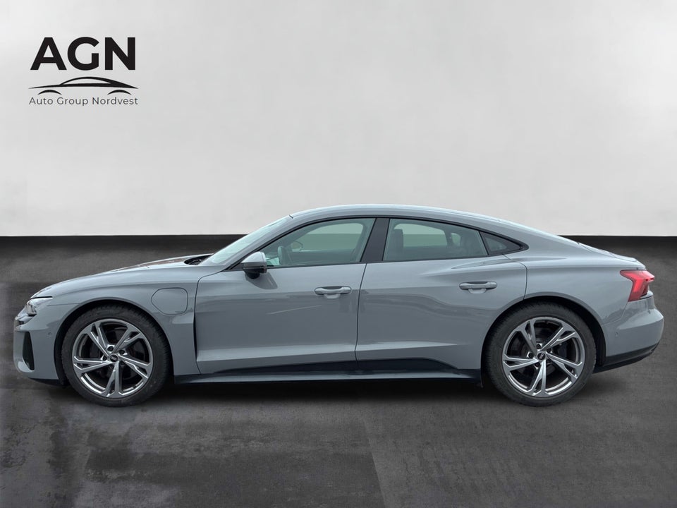 Audi e-tron GT quattro 4d