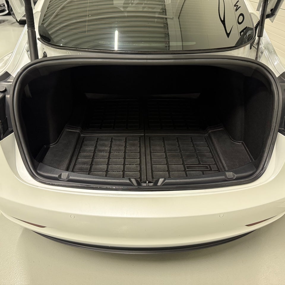 Tesla Model 3 Performance AWD 4d
