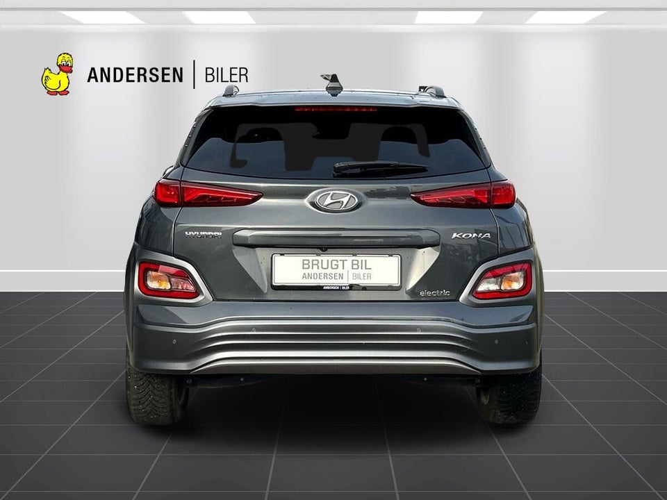Hyundai Kona 64 EV Essential 5d