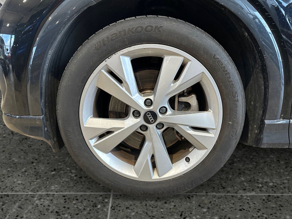 Audi Q4 e-tron 50 Attitude quattro 5d