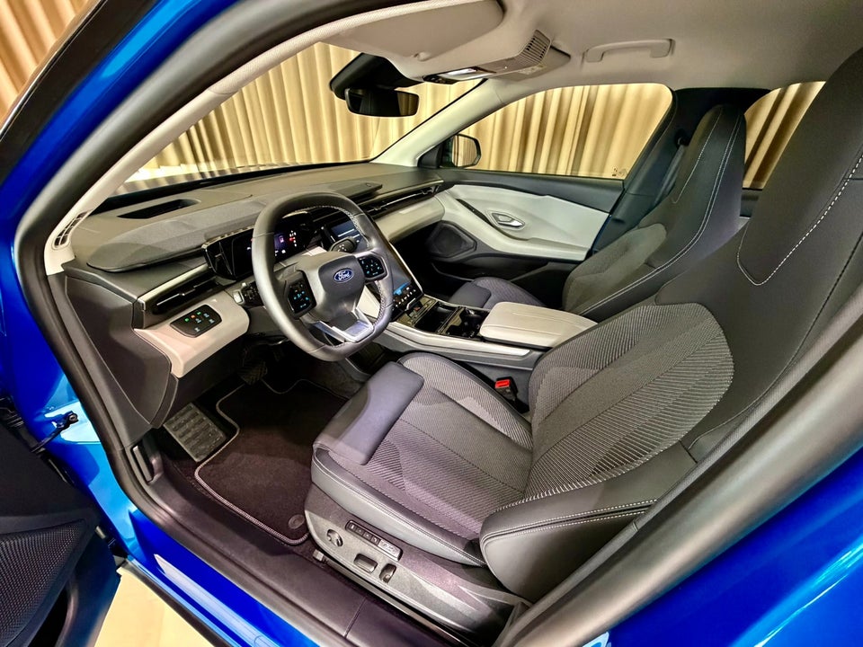 Ford Explorer 82 Select Extended Range 5d