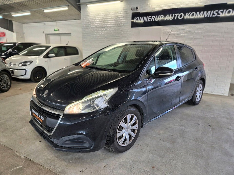 Peugeot 208 1,6 BlueHDi 100 More Sky 5d