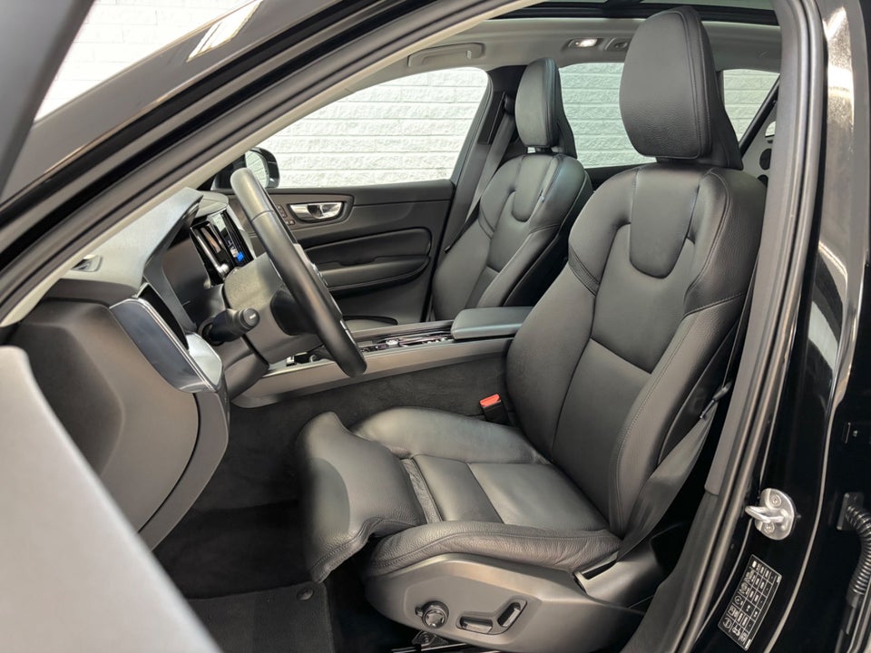 Volvo XC60 2,0 T6 ReCharge Plus Bright aut. AWD Van 5d