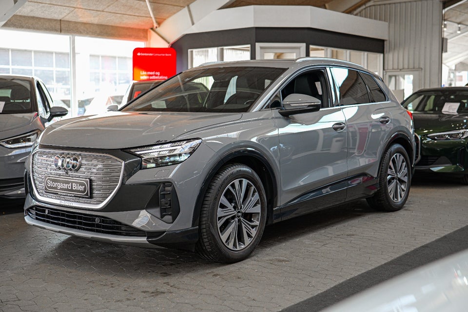 Audi Q4 e-tron 50 quattro 5d