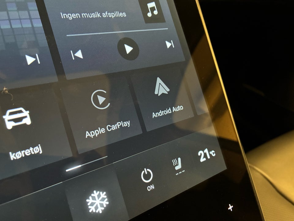 MG Marvel R Luxury 5d