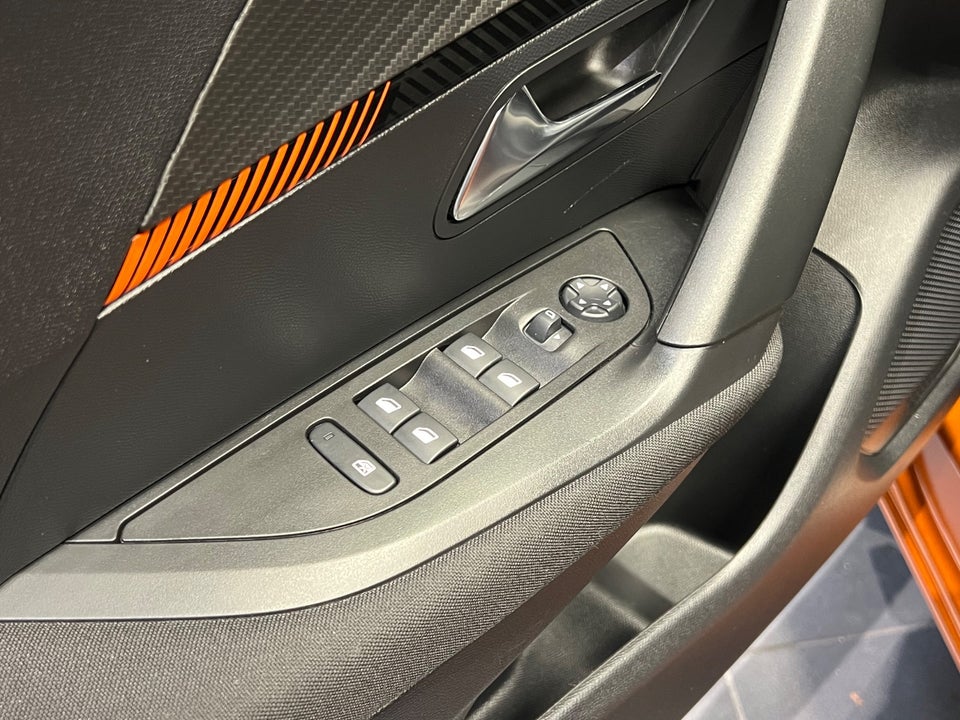 Peugeot e-2008 50 Active 5d