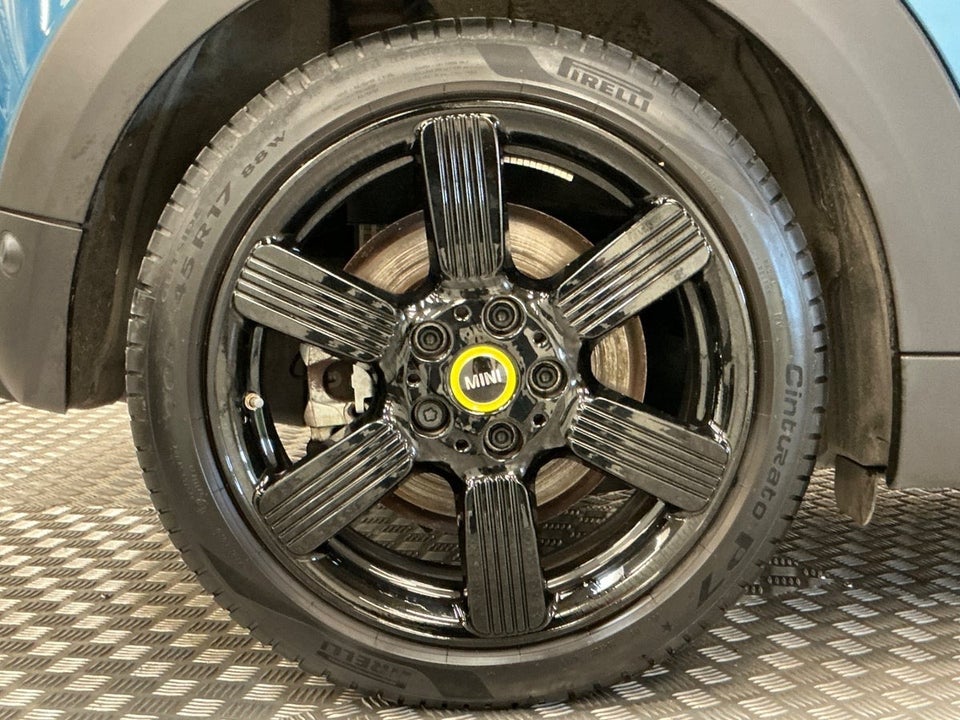 MINI Cooper SE Maximise 3d