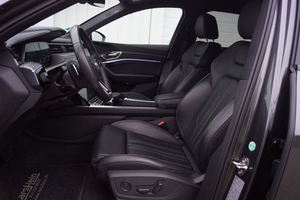Audi e-tron 55 S-line quattro 5d
