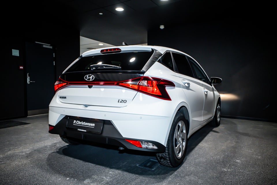 Hyundai i20 1,0 T-GDi Essential DCT 5d