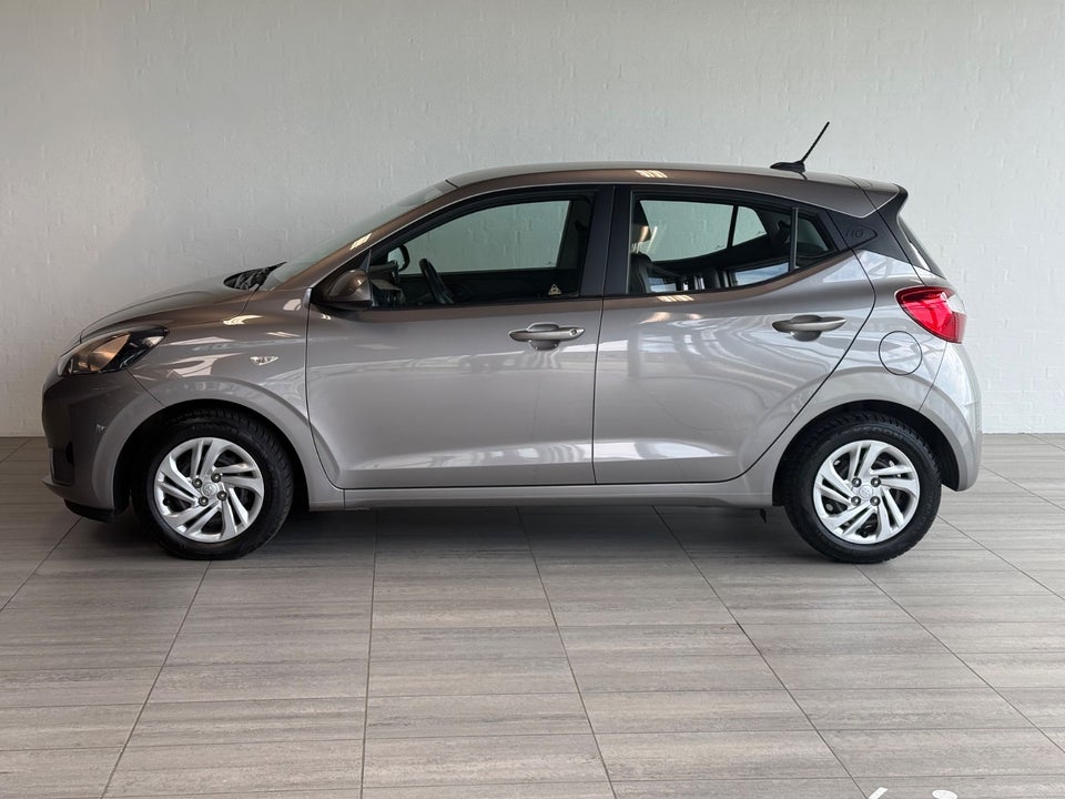 Hyundai i10 1,0 MPi Essential AMT 5d
