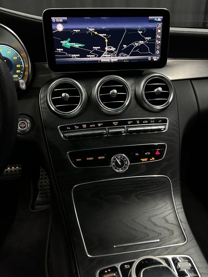 Mercedes C300 de 2,0 AMG Line Night Edition stc. aut. 5d