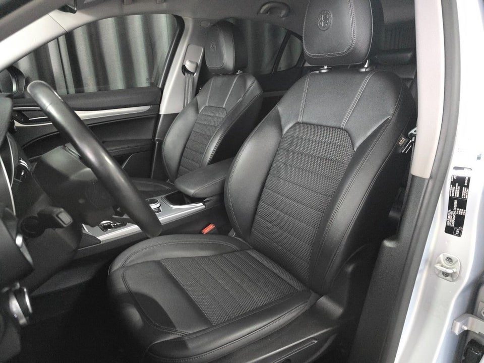 Alfa Romeo Stelvio 2,2 JTD 190 Edizione aut. 5d