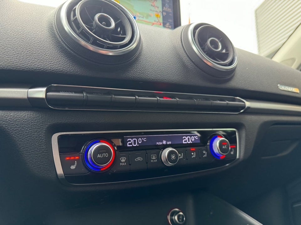 Audi A3 1,4 e-tron Sport Sportback S-tr. 5d