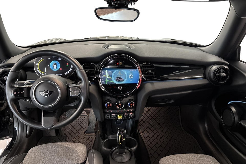 MINI Cooper SE Classic Trim 3d