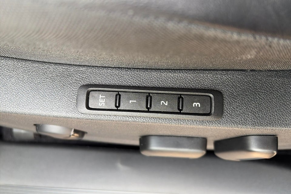 Skoda Enyaq 80 iV Premium Loft 5d