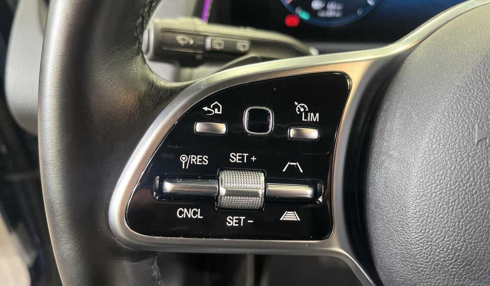 Mercedes EQB250 Progressive 5d