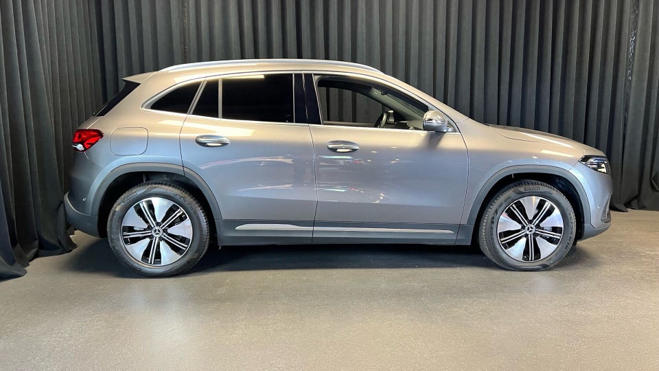 Mercedes EQA250+ 5d