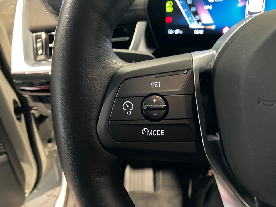 BMW iX1 eDrive20 X-Line 5d