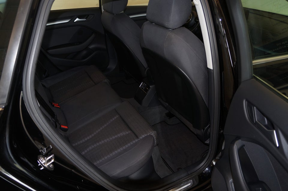 Audi A3 1,4 e-tron Ambition Sportback S-tr. 5d