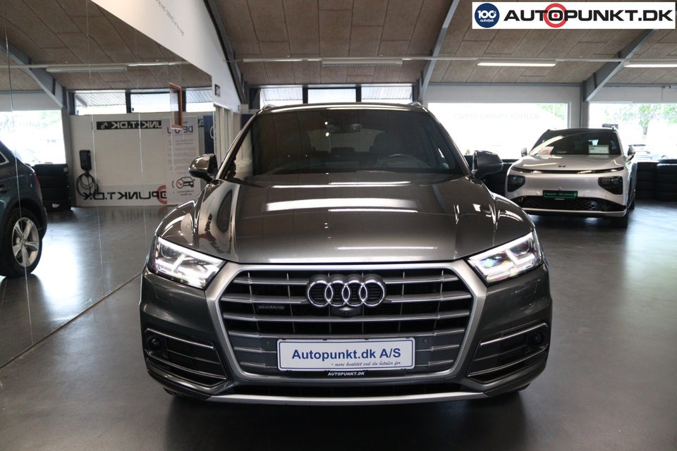Audi Q5 2,0 TDi 190 S-line quattro S-tr. 5d